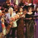 Phạm Duy và Thái Thanh trong đêm nhạc Phạm Duy – Một đời nhìn lại (2002)