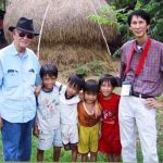 Pham Duy & Duy Cường về thăm làng Mai Xá