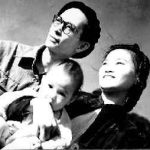 Con đầu lòng...