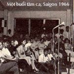 Hát bài ''Trả lại tôi tuổi trẻ ...''